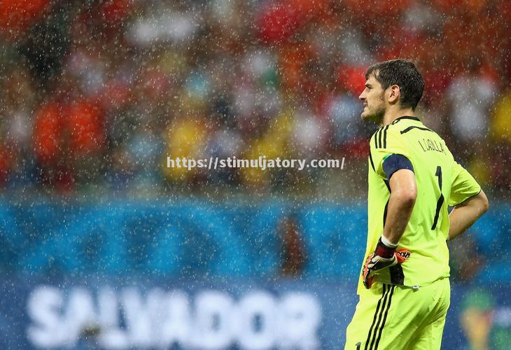 意大利迎战瑞典，布冯力争零封对手