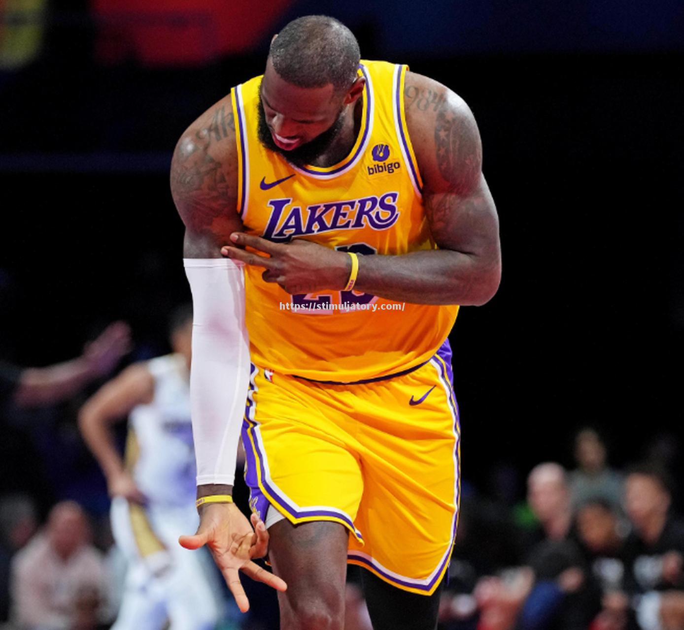 湖人遭遇三连败,詹姆斯愤怒斥责队友 湖人遭遇三连败,詹姆斯愤怒斥责队友