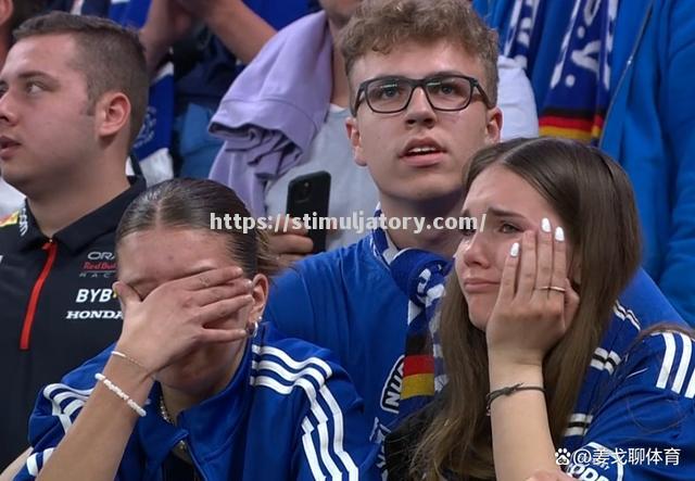 星空体育-柏林赫塔客场失利，变阵成关键