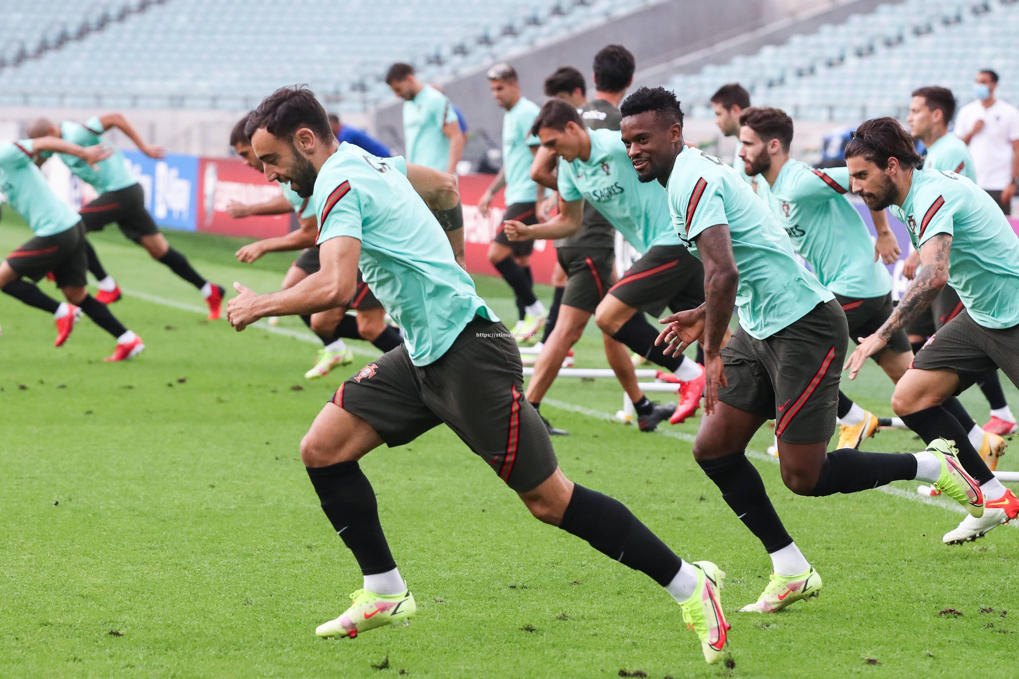 星空体育-葡萄牙队在足球比赛中取得领先优势