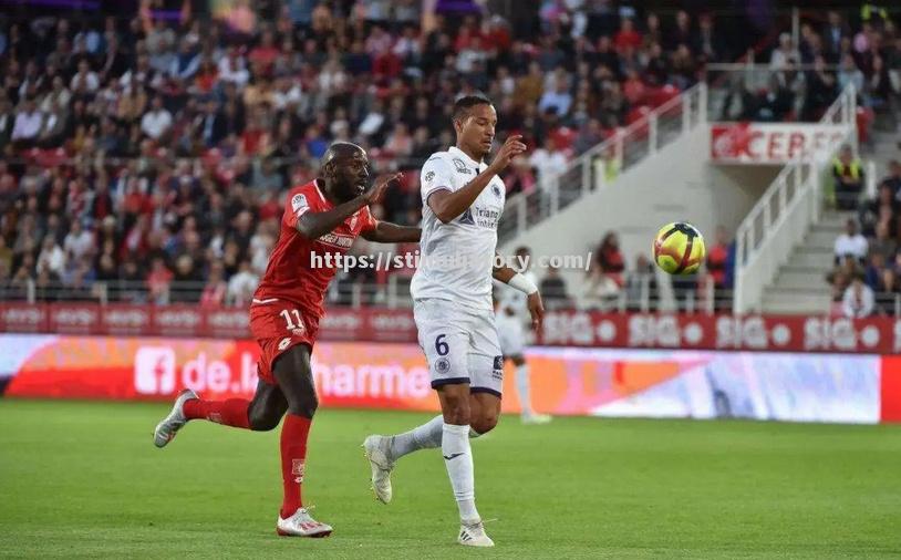 星空体育-里尔客场大胜尼斯,连胜势头如虹