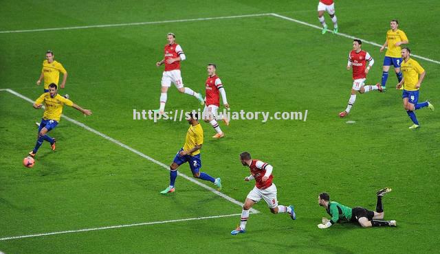 众人看好球队在接下来的比赛中表现抢眼 众人看好球队在接下来的比赛中表现抢眼