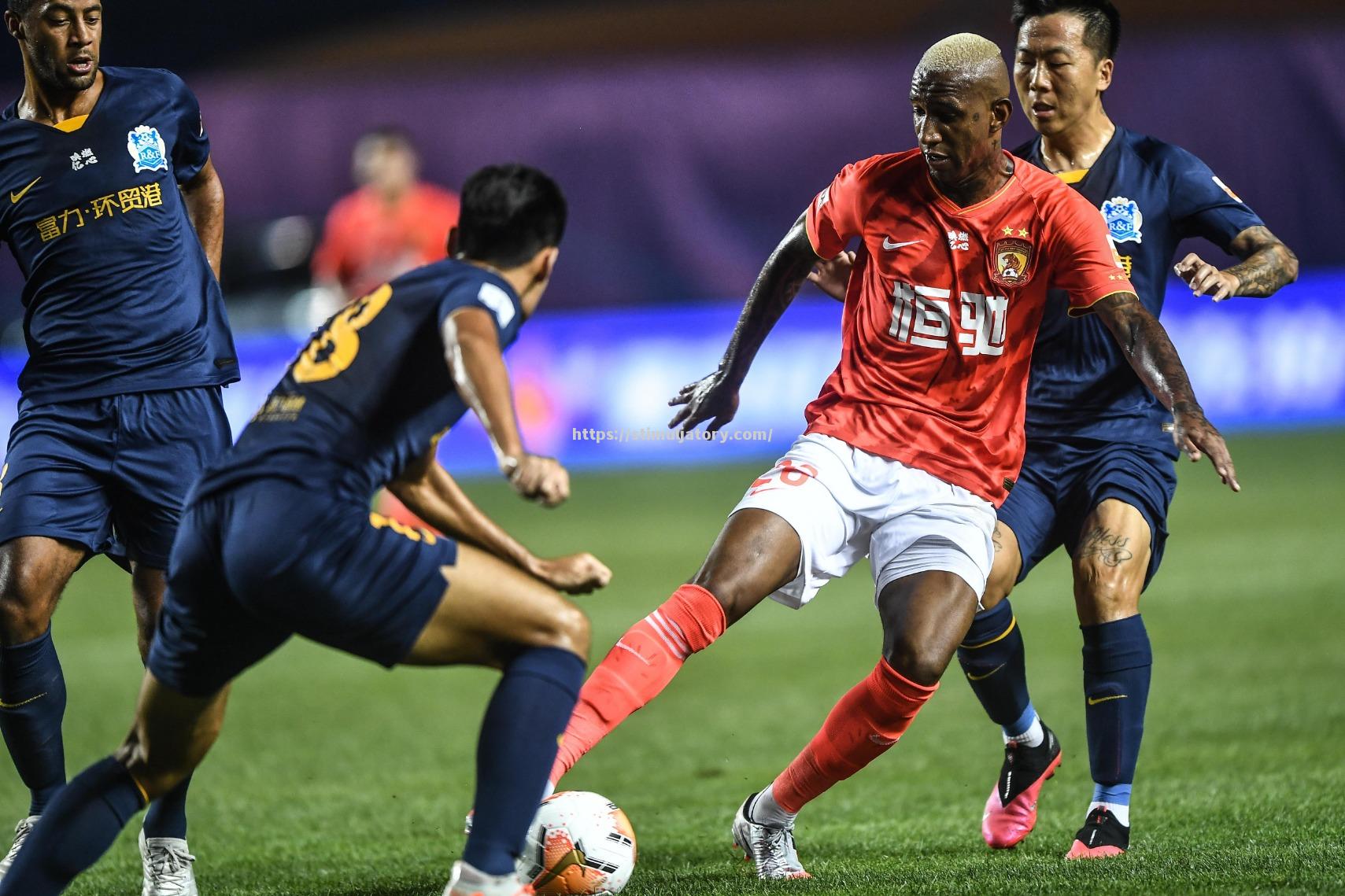 星空体育-广州德比:富力挑战恒大,豪门对抗