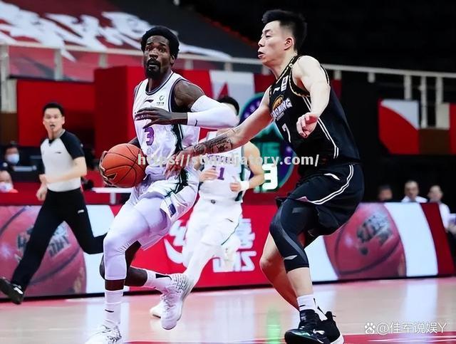 星空体育-关键比赛决胜负,球员操刀攻守全面展现