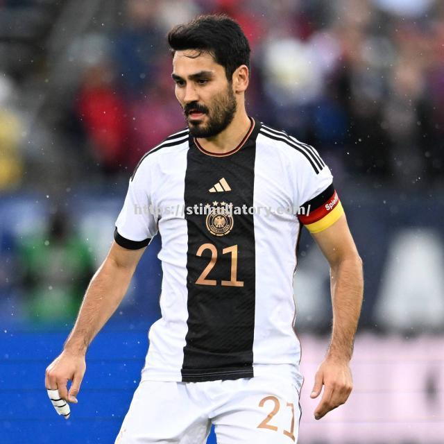 德国队中场球员发挥出众获赞 德国队中场球员发挥出众获赞