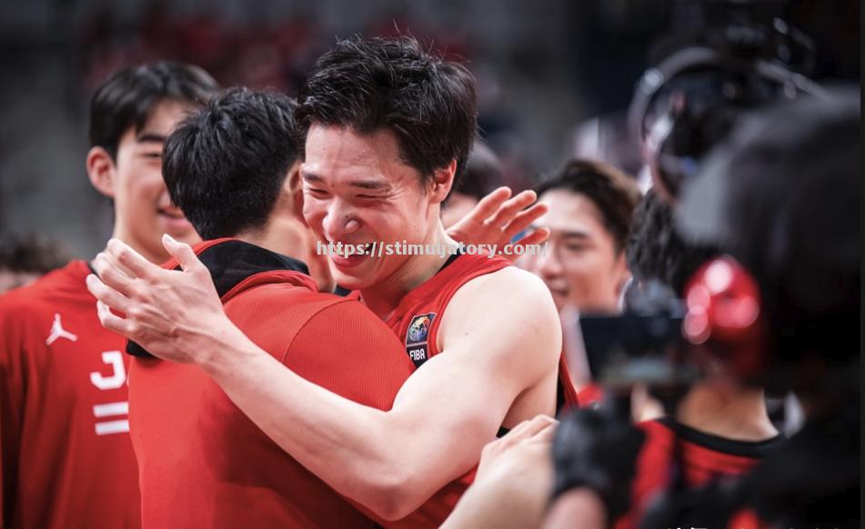 澳大利亚前锋风骚过掉对手,助球队赢下关键战役 澳大利亚前锋风骚过掉对手,助球队赢下关键战役