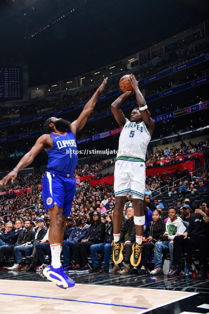 雄鹿全明星伤愈归队，实力再获提升