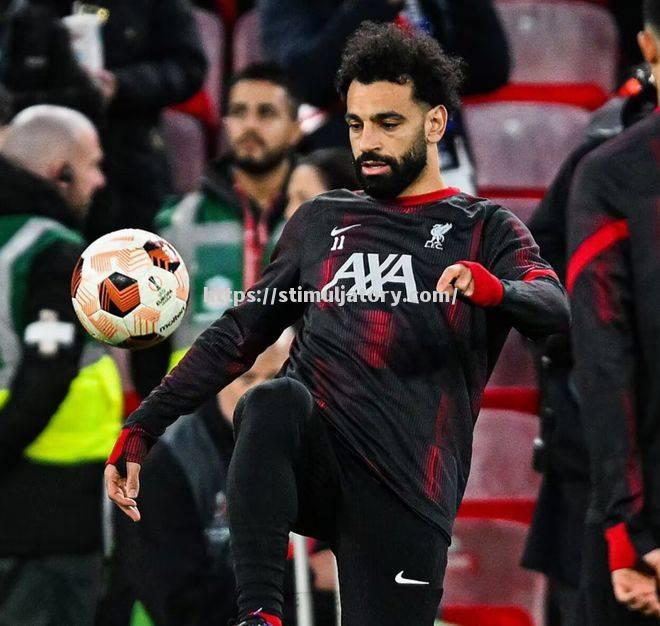 星空体育-滑铁卢连败难以挽回,士气低迷需重振