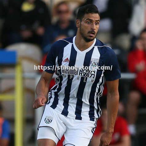 星空体育-巴黎圣日耳曼队长传出动弹不得消息将迎来未来转会风波