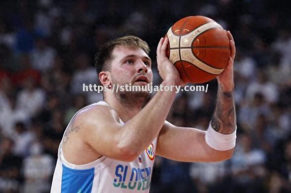 星空体育-意大利大胜立陶宛，晋级席位无虞