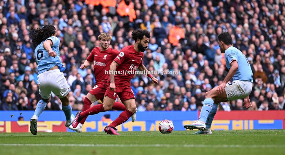 星空体育-阿比拉尔为曼城取得进球,帮助球队守住英超联赛榜首位置