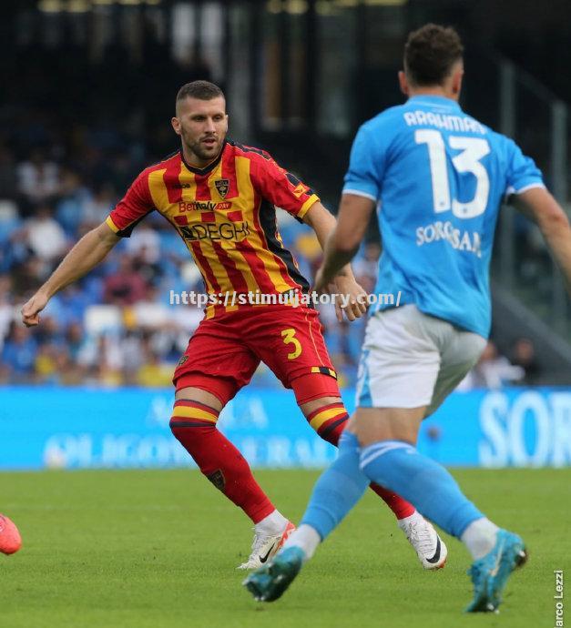 星空体育-那不勒斯客场惨败,表现疲态十足