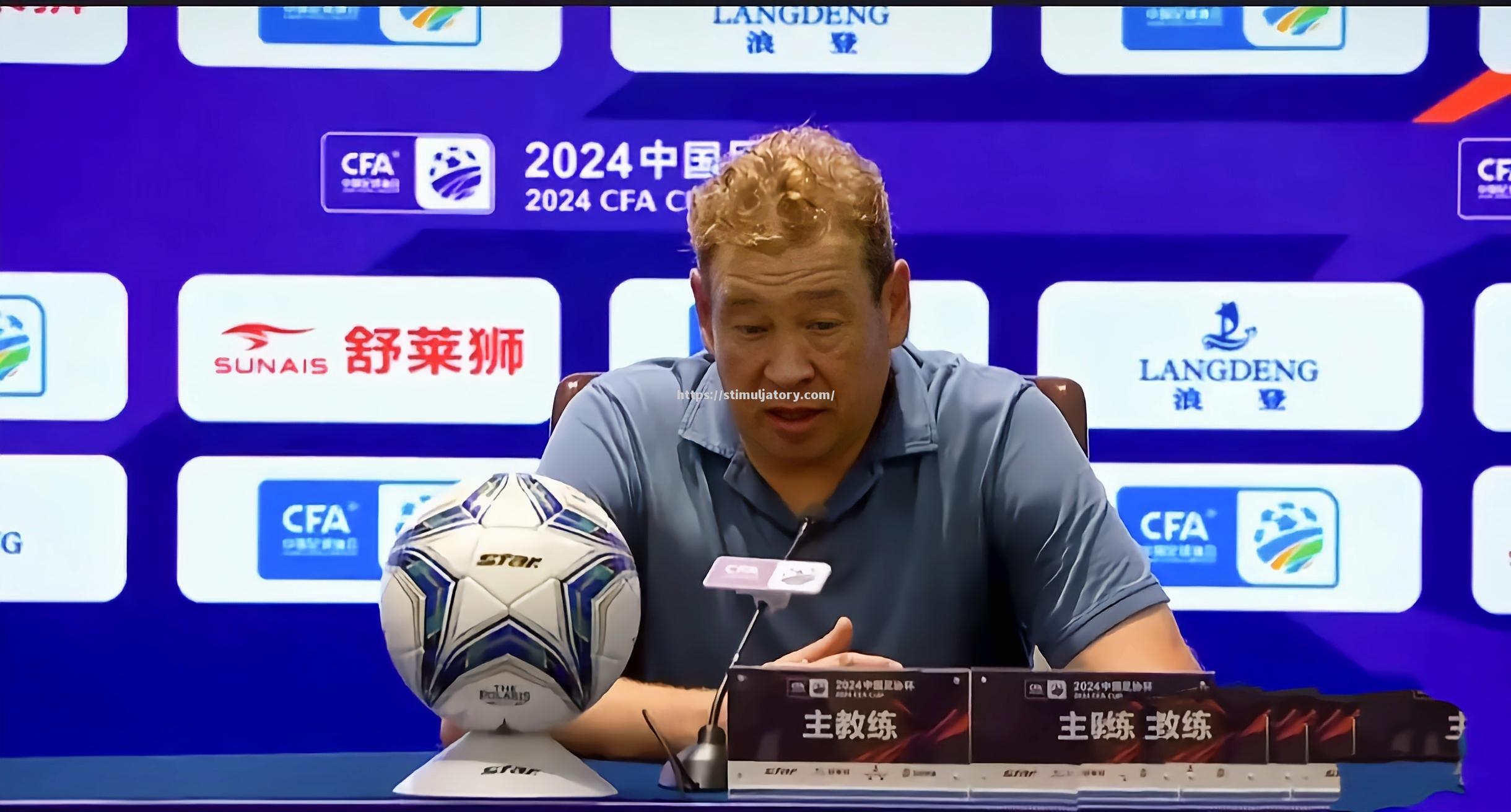 星空体育-球员个个凭借实力脱颖而出,赛场争夺胜利