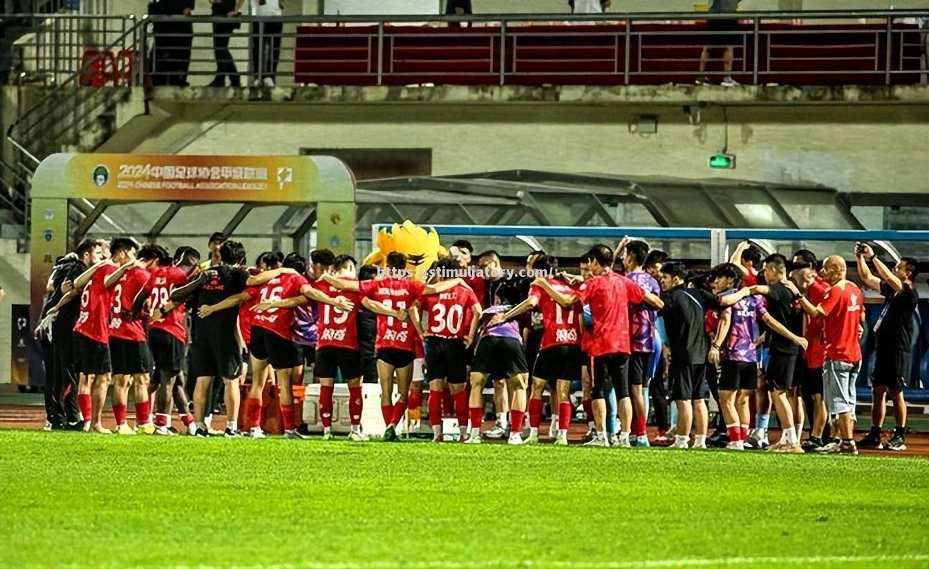 青岛黄海主场不敌重庆力帆,保级形势岌岌可危 青岛黄海主场不敌重庆力帆,保级形势岌岌可危