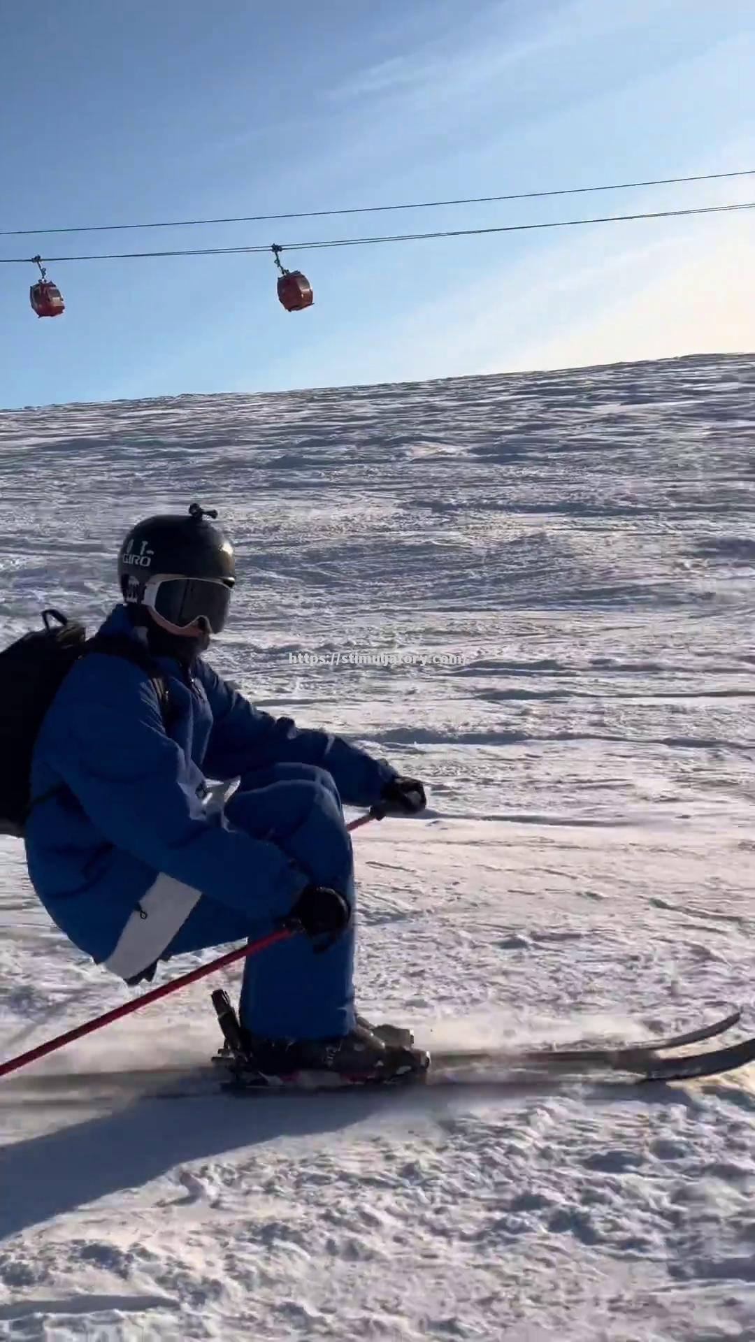 星空体育-捷克名将再夺自由式滑雪双板滑行男子冠军