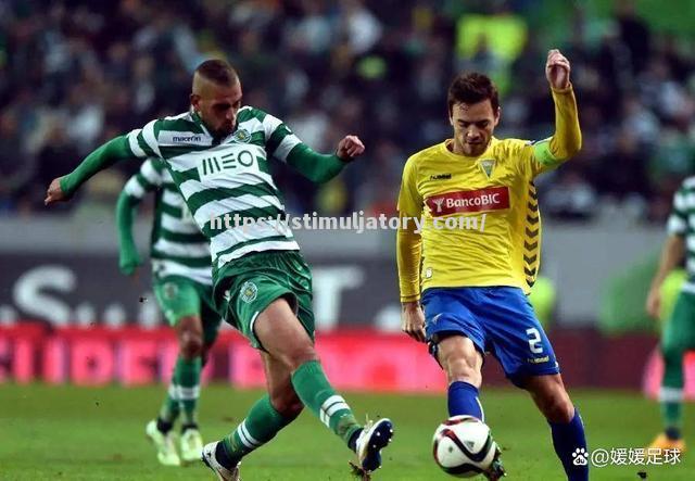 星空体育-里昂关键失利,法国足球联赛积分榜前景莫测