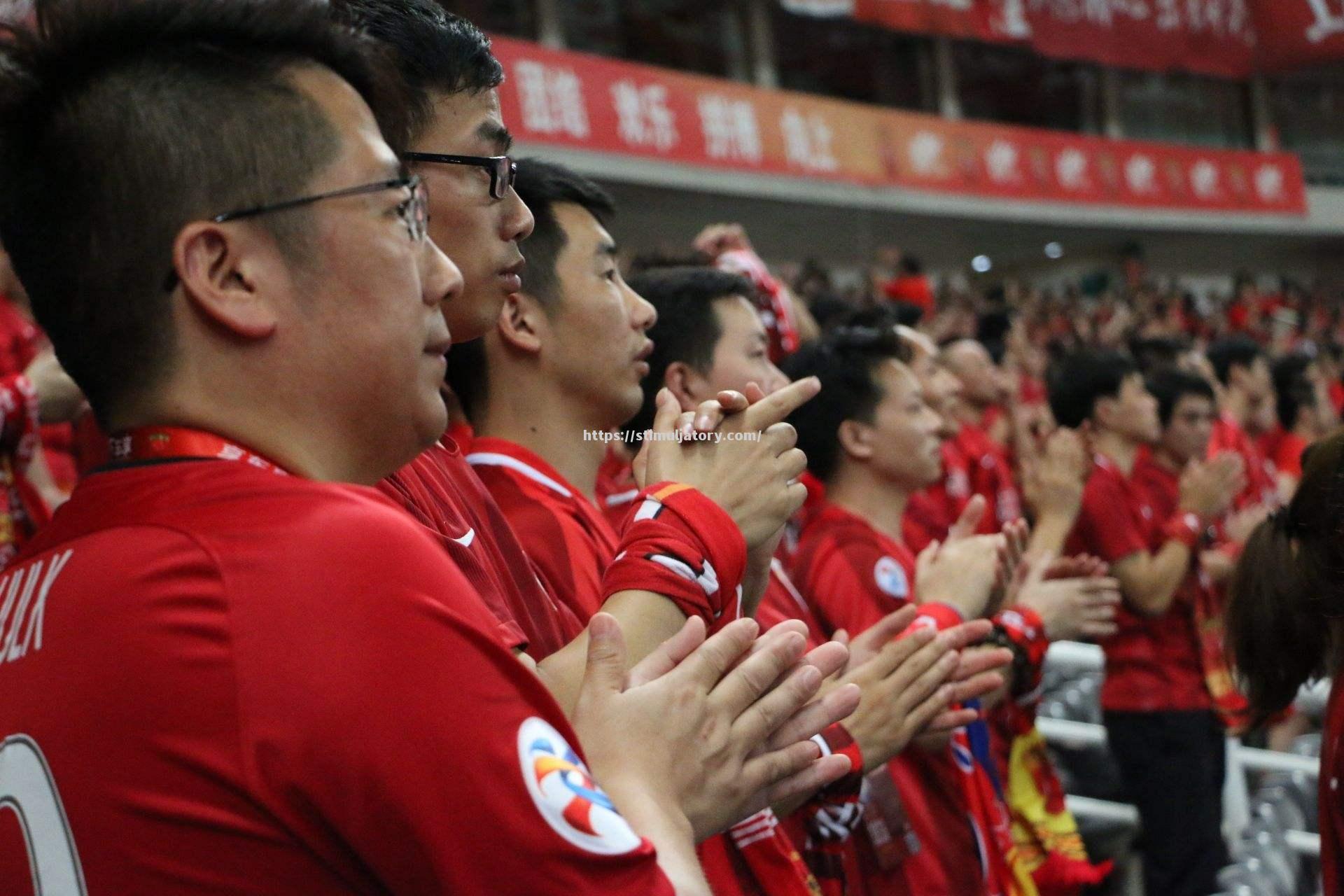 星空体育-人队主场大胜老鹰,东部排名继续攀升