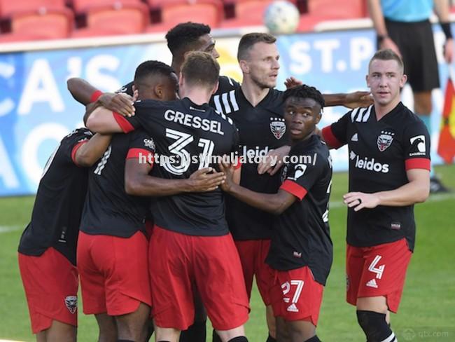 星空体育-休斯顿城领先芝加哥火焰,挺入欧洲足球锦标赛