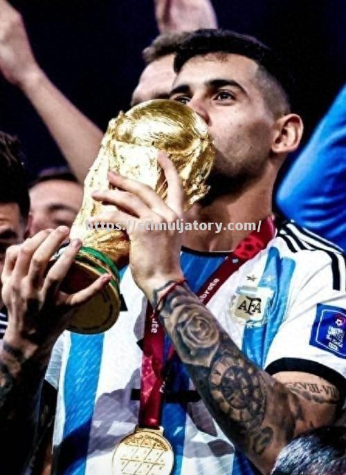 星空体育-意甲球员个个奋力拼搏,展现实力