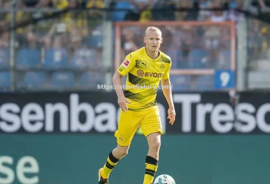 捷克之星伤愈复出,多特蒙德期待逆袭 捷克之星伤愈复出,多特蒙德期待逆袭