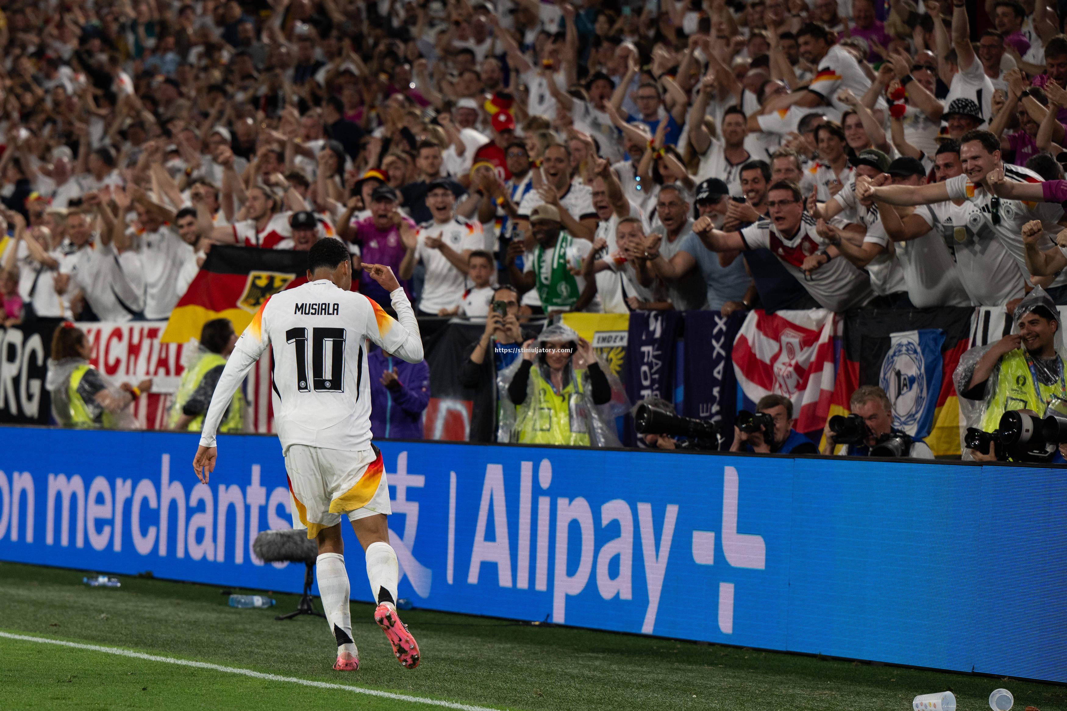 德国队伍斗志昂扬,取得好成绩 德国队伍斗志昂扬,取得好成绩