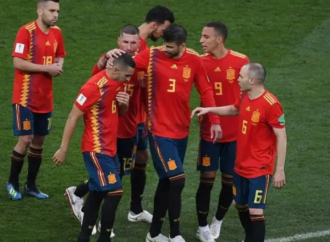 西班牙队大胜挪威,领先优势明显 西班牙队大胜挪威,领先优势明显