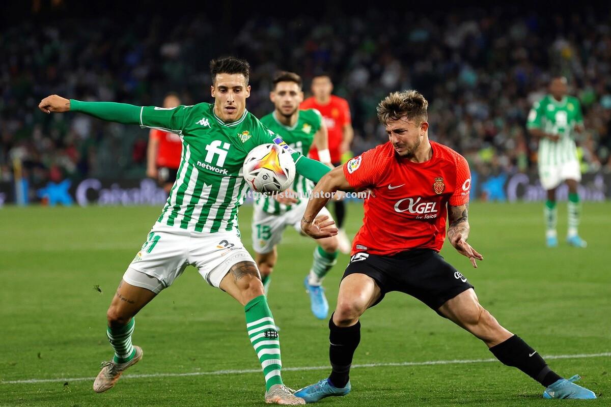 泰国球队在亚洲足坛取得辉煌成绩,备受瞩目 泰国球队在亚洲足坛取得辉煌成绩,备受瞩目