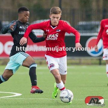 星空体育-欧洲杯冠军铁卫荷甲展示实力