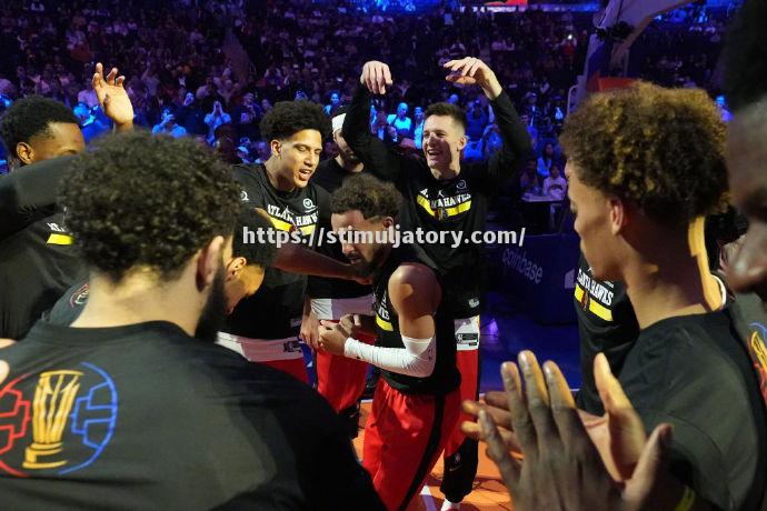 星空体育-老鹰击败尼克斯,晋级前景一片光明