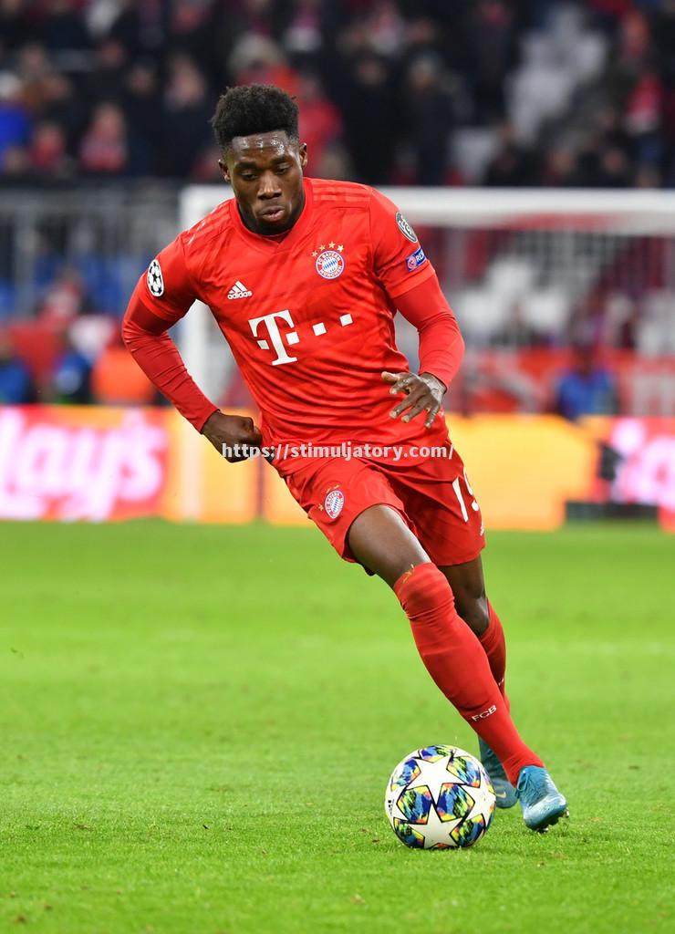 星空体育-不莱梅队员表现低迷,需提振信心