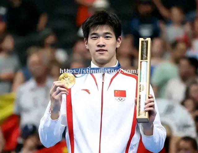 中超球员风采熠熠,赛场上展现技艺精湛 中超球员风采熠熠,赛场上展现技艺精湛