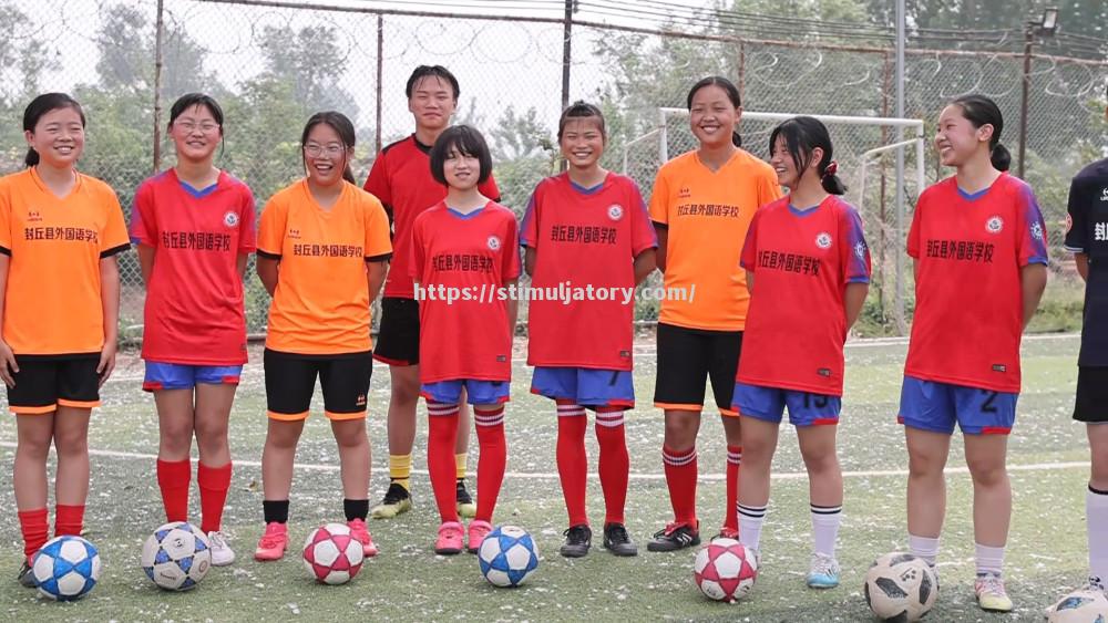 星空体育-国际足球赛场,女队伍勇气无限