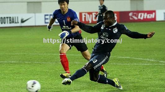 星空体育-国内联赛前四,广州恒大压力山大