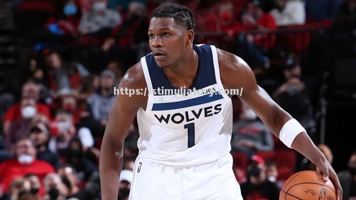 森林狼中锋连续砍下两双全队期待更好成绩 森林狼中锋连续砍下两双全队期待更好成绩