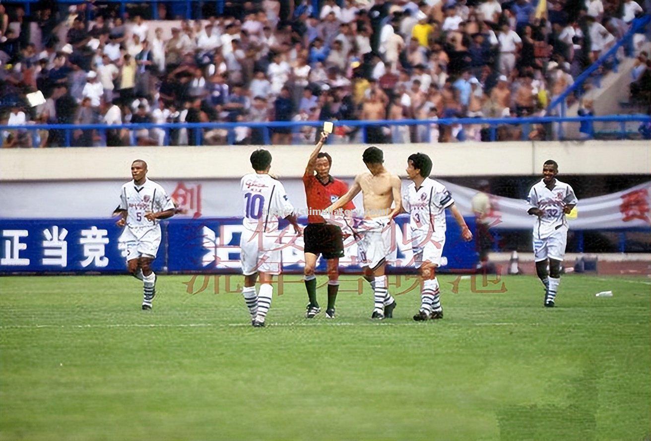 星空体育-马赛后防线失守,日后或需重点训练