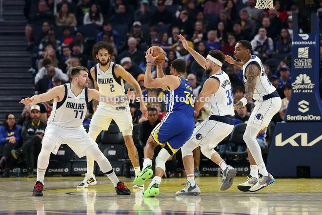 独行侠队发挥出色,主场取得连胜 独行侠队发挥出色,主场取得连胜