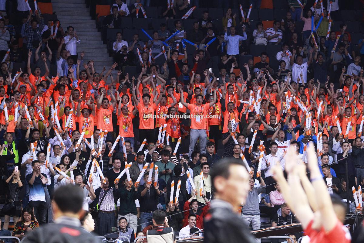 星空体育-球队全员状态火热,凭借集体努力取得连胜