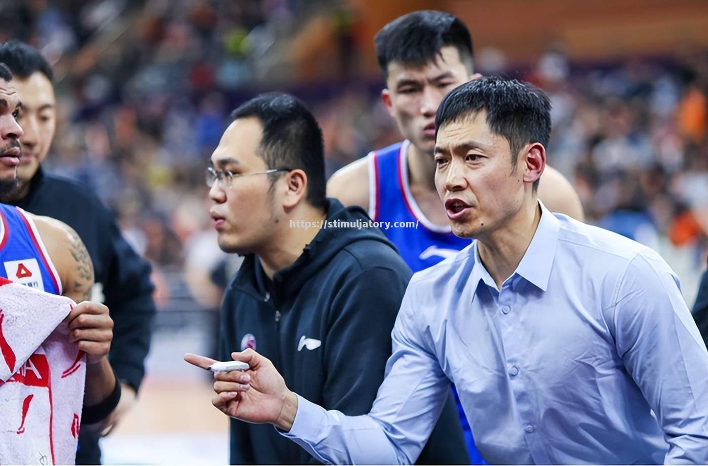 星空体育-波尔多俱乐部换帅引发球迷热议