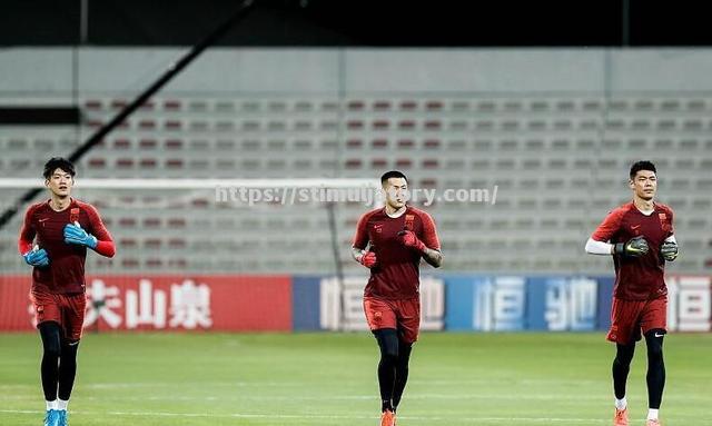 教练战术调整,队员状态逐渐提升 教练战术调整,队员状态逐渐提升