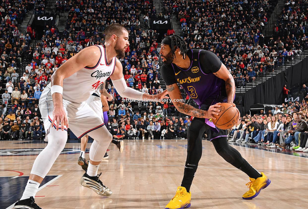 快船球员状态回暖,队伍气势如虹 快船球员状态回暖,队伍气势如虹