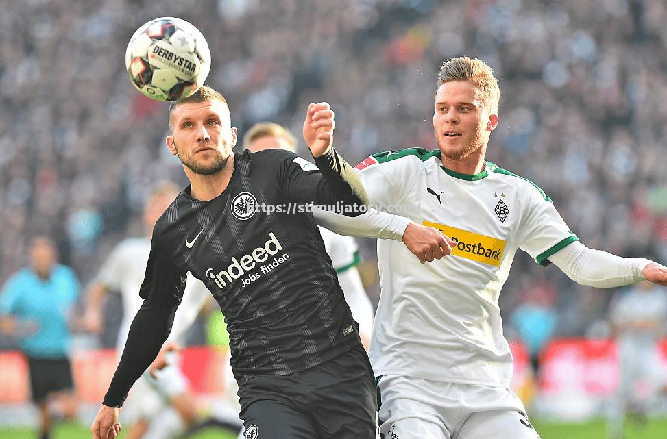 柏林赫塔再度受挫,球队陷入低谷 柏林赫塔再度受挫,球队陷入低谷