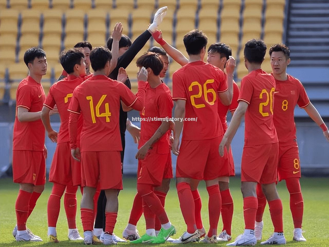 星空体育-球队备战中超关键战,提前部署战术和人员