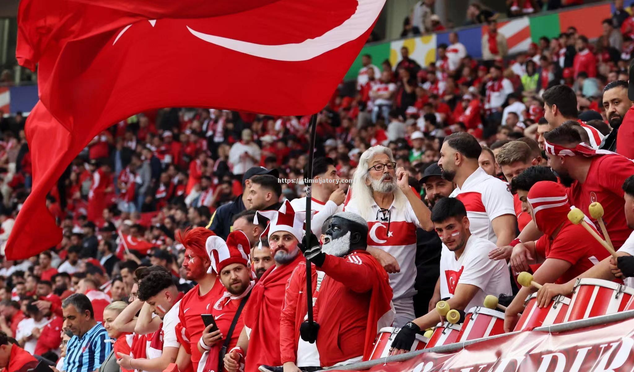 星空体育-土耳其队备战欧洲杯预选赛,冲击胜利